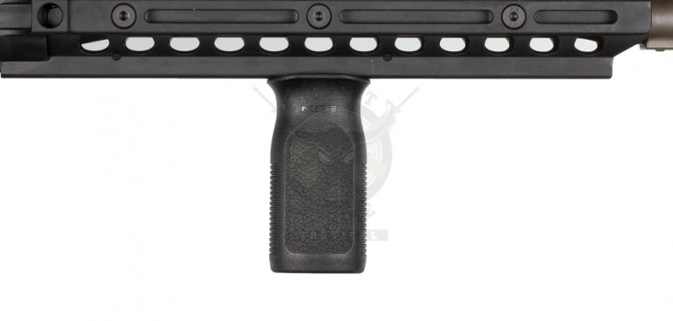 Magpul MAG413-BLK MOE MVG AR-15 Vertical Grip Black