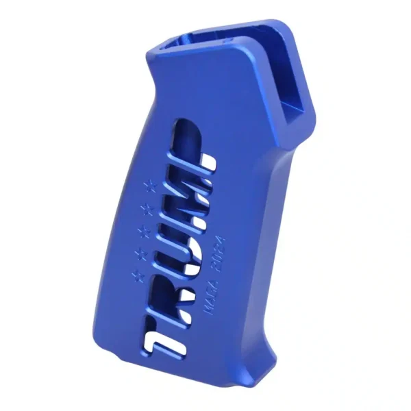 a blue plastic magazine for a rifle